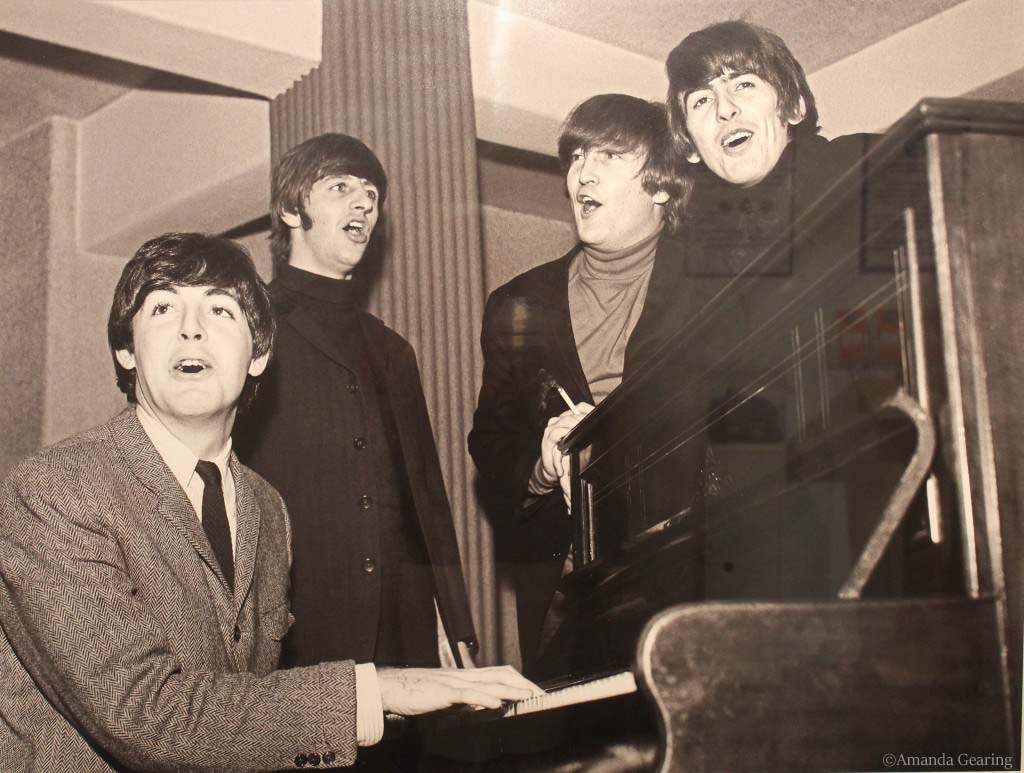 new-photos-of-the-beatles-in-rehearsal